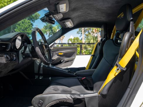 Used 2018 Porsche 911 GT2 RS RWD image 20