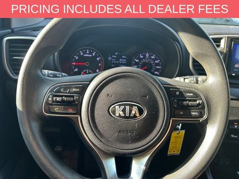 Used 2018 Kia Sportage LX FWD image 13