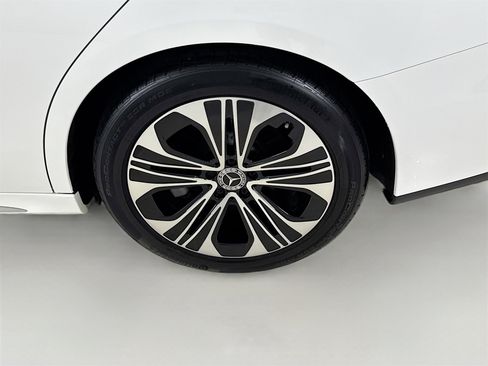 Certified 2024 Mercedes-Benz E 350 4MATIC Sedan w/ Driver Assistance Package image 32