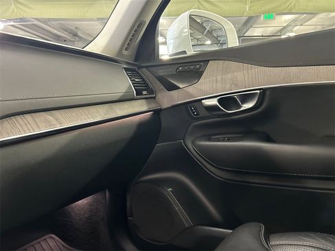 Certified 2022 Volvo XC90 T6 Inscription w/ Climate Package image 20