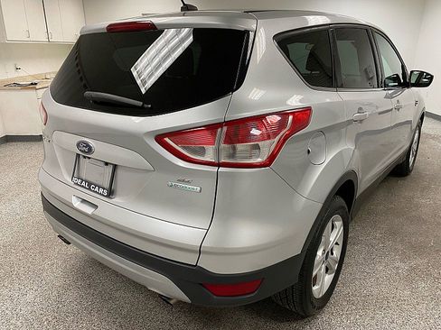 Used 2016 Ford Escape SE image 5