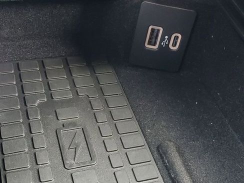 Used 2023 Lincoln Corsair AWD w/ Equipment Group 101A image 21