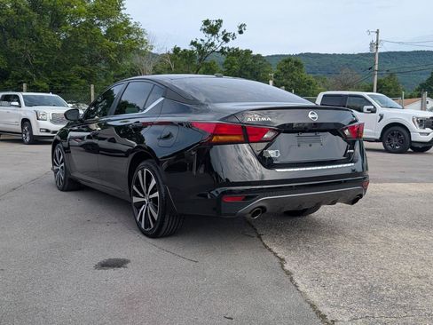 Used 2021 Nissan Altima 2.5 SR AWD/4WD image 3