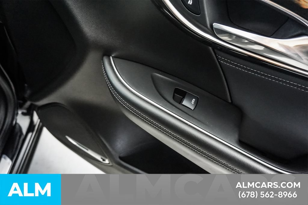 Used 2024 Buick Envision Preferred AWD/4WD image 44