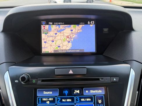 Used 2017 Acura MDX SH-AWD w/ Technology Package image 4