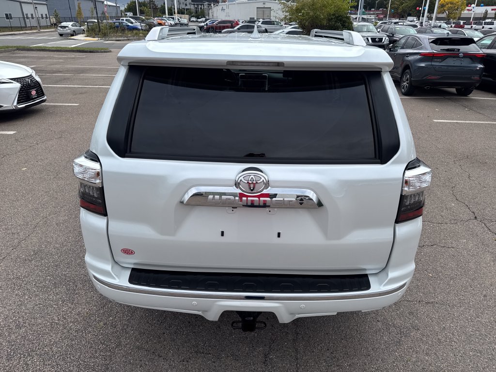 Used 2024 Toyota 4Runner Limited AWD/4WD image 6