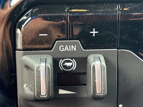 New 2026 RAM 2500 Big Horn AWD/4WD image 19