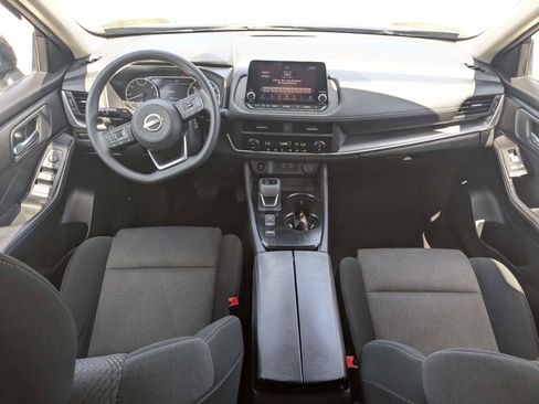 Used 2024 Nissan Rogue SV FWD image 18