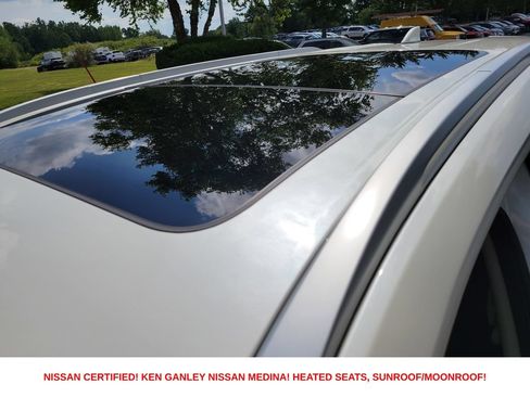 Certified 2023 Nissan Rogue SV w/ SV Premium B Package AWD/4WD image 17