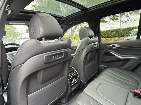 Used 2023 BMW X5 xDrive40i image 24