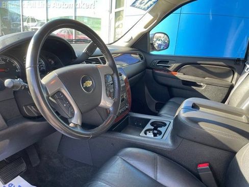 Used 2013 Chevrolet Avalanche LT w/ All-Star Edition AWD/4WD image 6