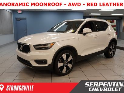 Used 2019 Volvo XC40 T5 Momentum