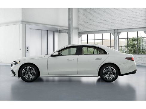 New 2026 Mercedes-Benz E 350 4MATIC Sedan image 34