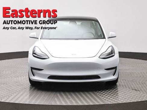Used 2019 Tesla Model 3 Performance AWD/4WD image 2
