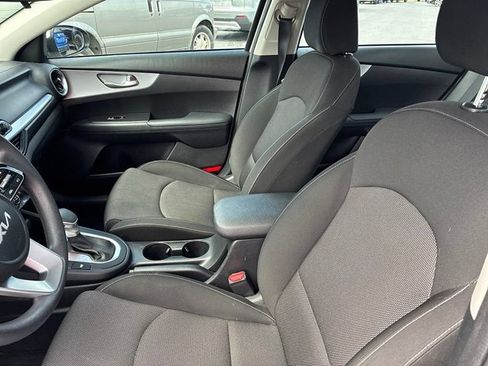 Used 2024 Kia Forte LXS FWD image 23