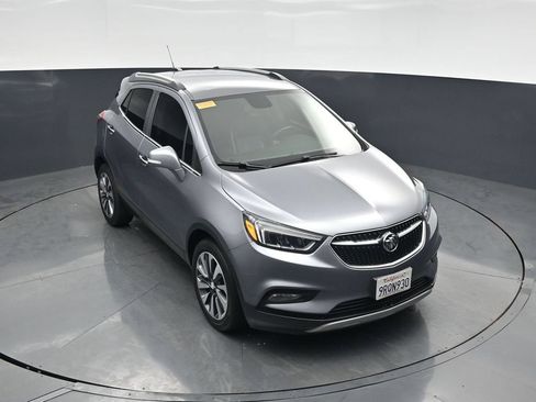 Used 2019 Buick Encore Essence FWD image 40
