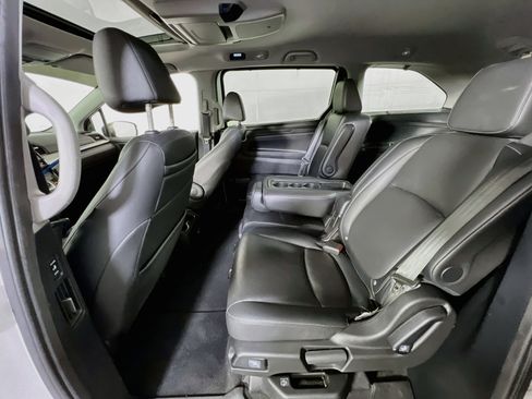 Used 2023 Honda Odyssey Touring image 25