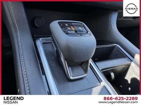 Certified 2024 Nissan Pathfinder SL image 26