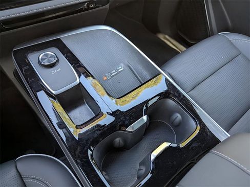 New 2025 Buick Enclave Sport Touring w/ Super Cruise Package image 10