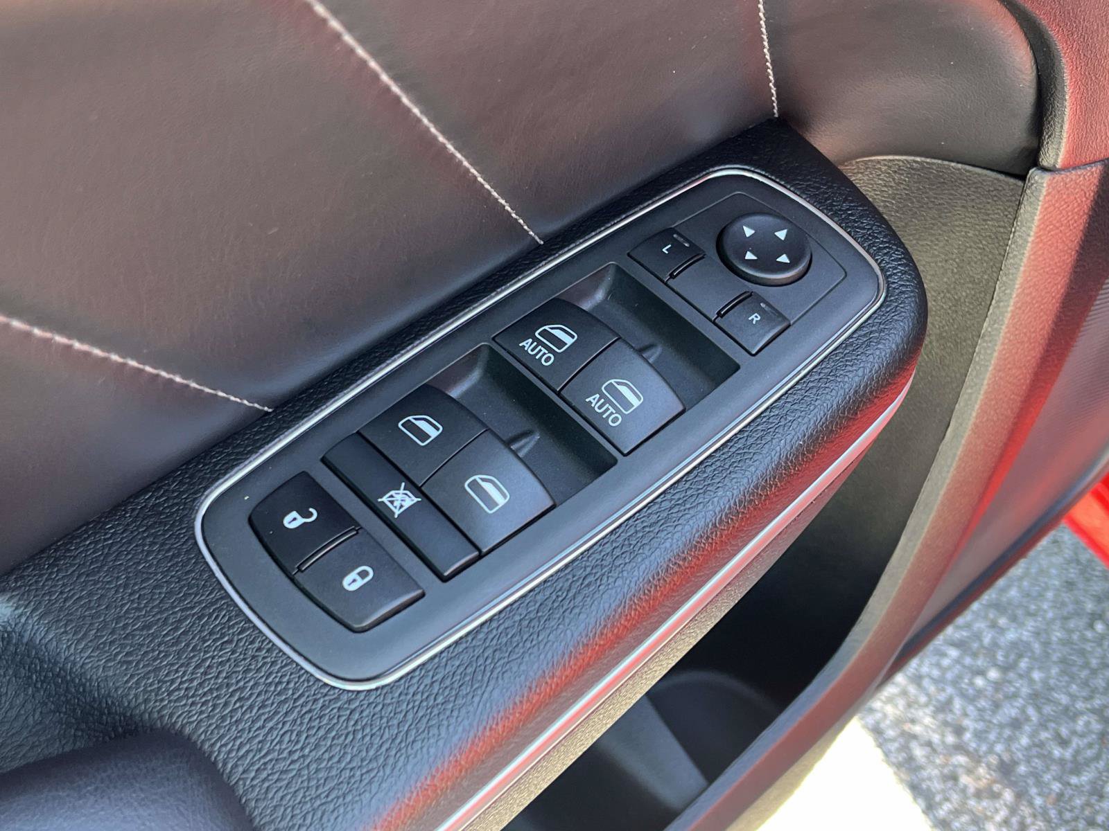 Used 2022 Dodge Charger Scat Pack RWD image 17