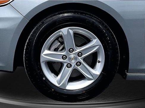 Used 2024 Chevrolet Malibu LT FWD image 30