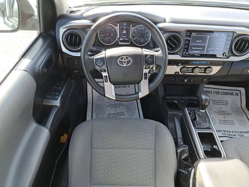 Used 2021 Toyota Tacoma SR5 image 10