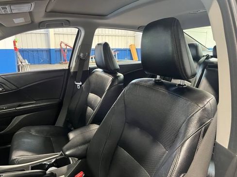 Used 2015 Honda Accord EX-L image 23