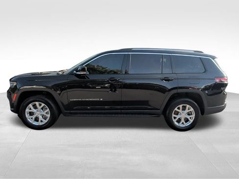 Used 2023 Jeep Grand Cherokee L Limited AWD/4WD image 2