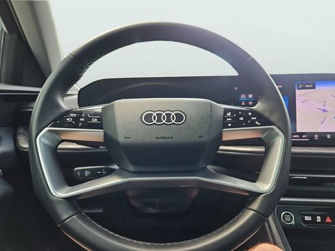 Certified 2025 Audi Q5 Premium w/ Convenience Package AWD/4WD image 32