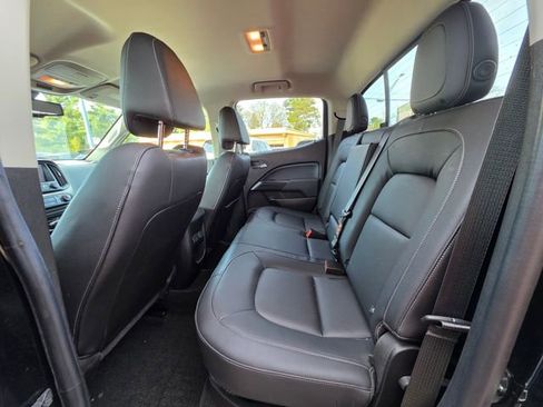 Used 2018 Chevrolet Colorado Z71 AWD/4WD image 13