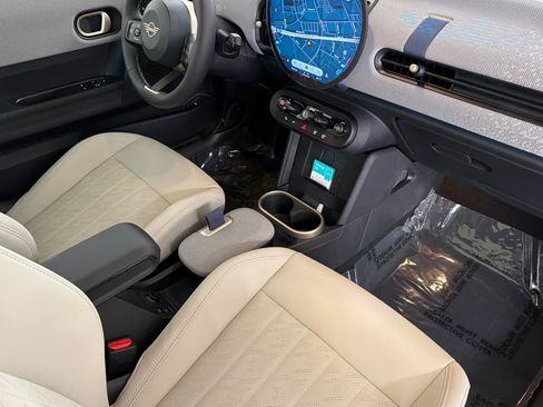 New 2026 MINI Cooper 2-Door Hardtop FWD image 16