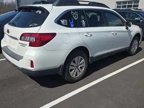 Used 2017 Subaru Outback 2.5i Premium w/ Popular Package #2 image 4