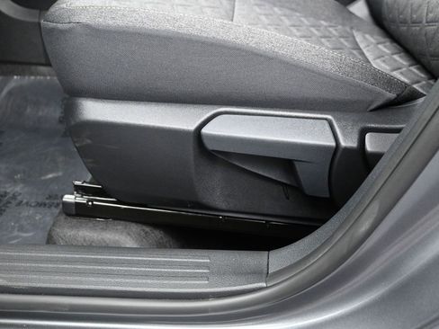 New 2026 Nissan Kicks SV image 12