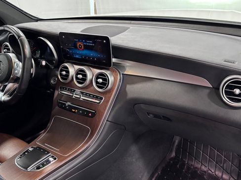 Used 2021 Mercedes-Benz GLC 43 AMG 4MATIC image 17