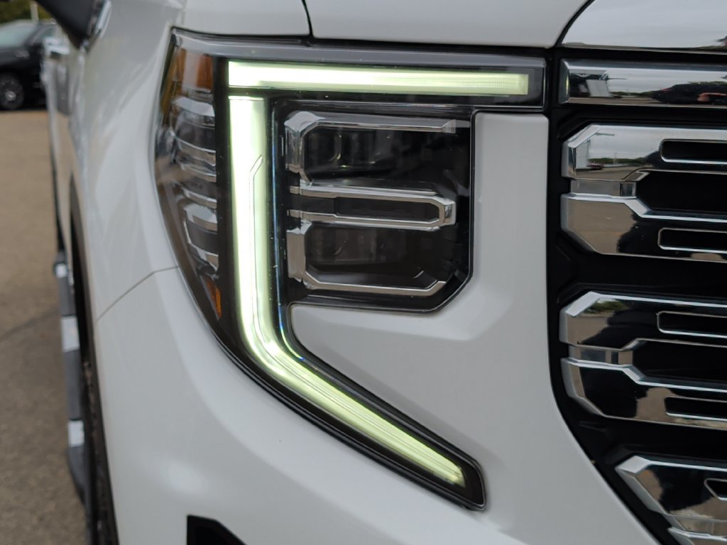 Used 2024 GMC Sierra 1500 Denali AWD/4WD image 43