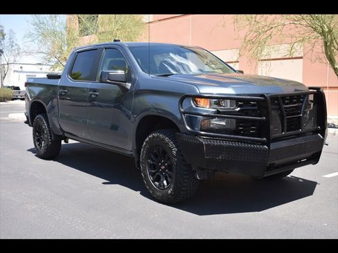 Used 2020 Chevrolet Silverado 1500 Custom Trail Boss image 2