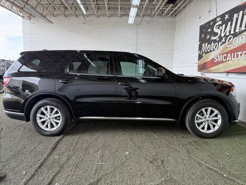 Used 2019 Dodge Durango SXT w/ 3rd Row Seating Group image 12