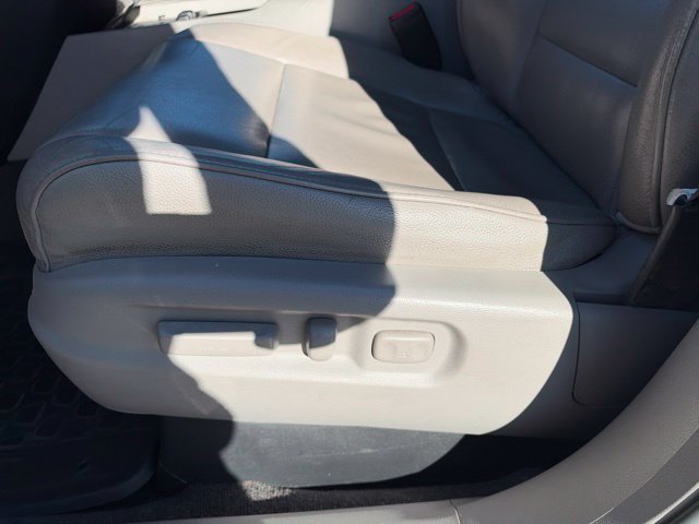 Used 2013 Honda Pilot Touring image 16