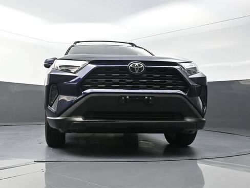 Used 2025 Toyota RAV4 XLE AWD/4WD image 31