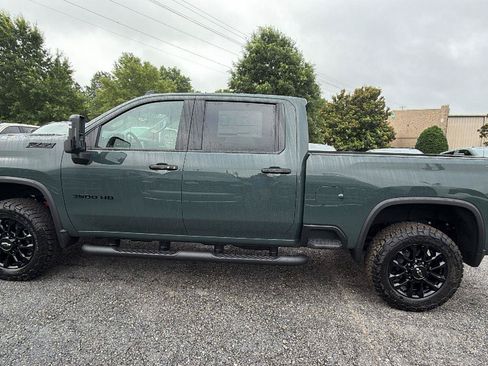 New 2026 Chevrolet Silverado 3500 LTZ w/ LTZ Plus Package AWD/4WD image 12