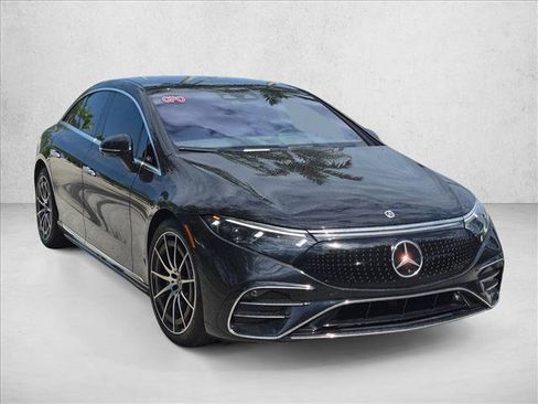 Used 2023 Mercedes-Benz EQS 450+ Sedan image 3