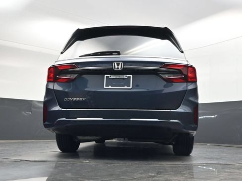 Used 2025 Honda Odyssey EX-L image 46