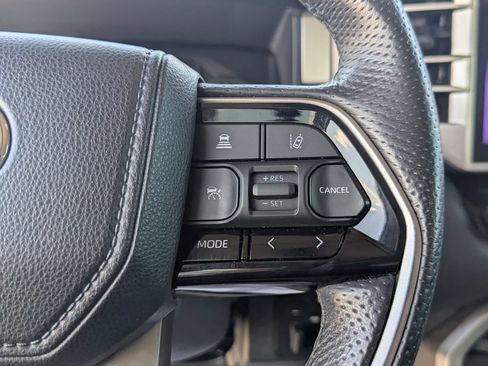 Used 2022 Toyota Tundra Limited AWD/4WD image 12