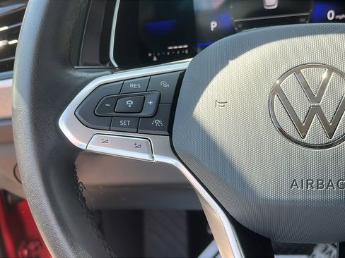 Used 2023 Volkswagen Jetta SE image 14