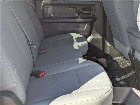 Used 2018 RAM 3500 Tradesman w/ Chrome Appearance Group image 17