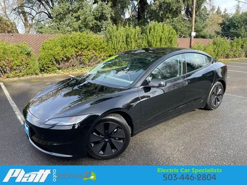 Used 2024 Tesla Model 3 Standard Range image 3