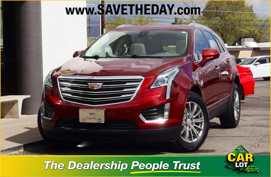 Used 2017 Cadillac XT5 Luxury w/ Driver Awareness Package FWD image 1