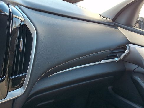 Used 2019 Chevrolet Traverse LT image 31