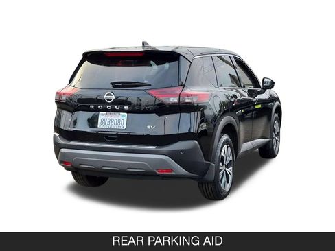 Certified 2021 Nissan Rogue SV FWD image 9