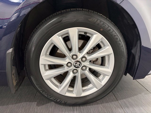 Used 2024 Toyota Corolla LE w/ LE Convenience Package FWD image 25